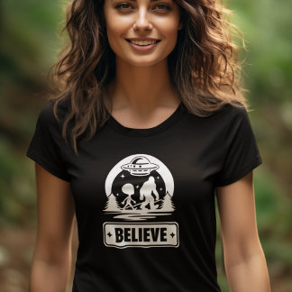 Camiseta Mujeres Alienígenas de Bigfoot Sasquatch Cryptid B