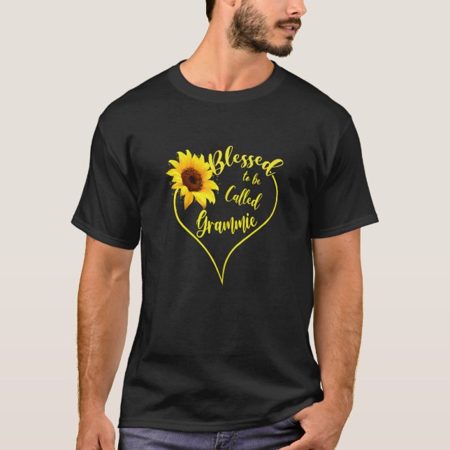 Camiseta Mujeres Bendecidas Por Ser Llamadas Grammie Sunflo (Anverso)