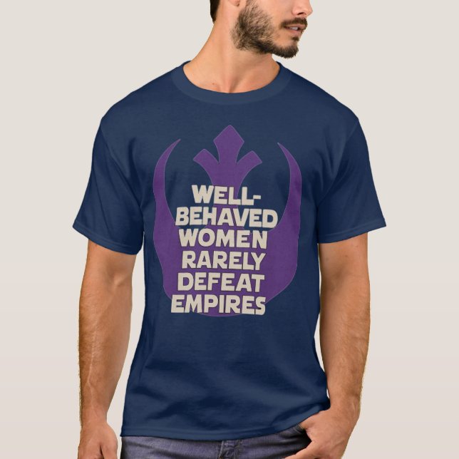 CAMISETA MUJERES BIEN COMPORTADAS RARAMENTE DERROTAN A EMPI (Anverso)
