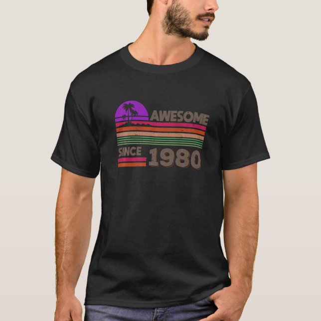 Camiseta Mujeres De 42 Años Asombrosas Desde 1980 (Anverso)