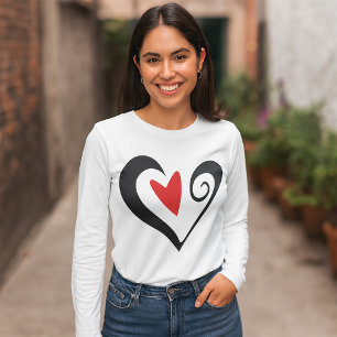 Camiseta Mujeres De Corazón Negro Y Rojo De Larga Manga