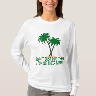 Camiseta Mujeres divertidas del hugger del árbol
