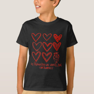 Camiseta Mujeres En Febrero Nosotros Usamos Rojo Enfermedad