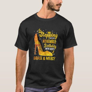 Camiseta Mujeres Entrando Al Cumpleaños De Noviembre Con Di
