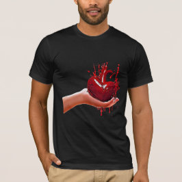Camiseta Mujeres mano sosteniendo sangrientos corazones rot