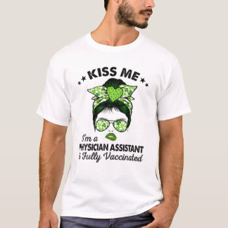 Camiseta Mujeres me besan Soy asistente de médico irlandés