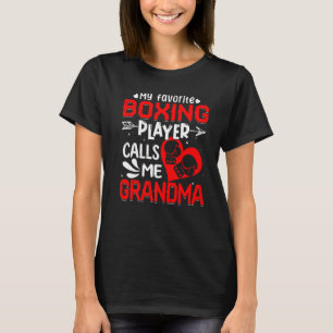 Camiseta Mujeres mi boxeadora favorita me llama abuela