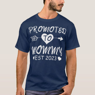 Camiseta Mujeres Promocionadas A La Mami EST 2023 Revelació