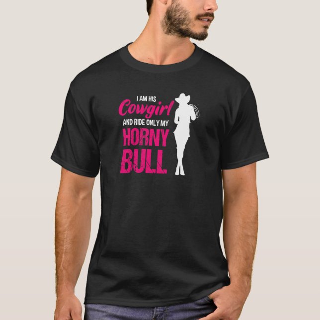 Camiseta Mujeres salvajes de rodeo occidental de toro monta (Anverso)