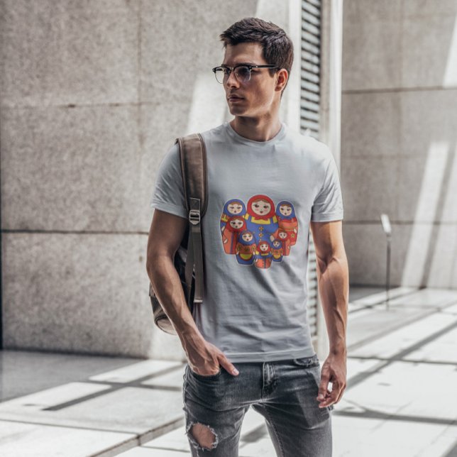 Camiseta Muñecas rusas Matryoshka (Subido por el creador)