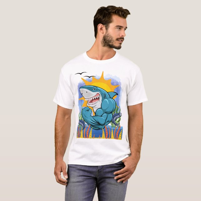 Camiseta Músculos flexantes de tiburón navegan por el mar y (Anverso completo)