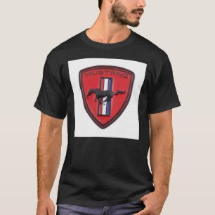 Camiseta Mustang Logo Shield Classic T-Shirt