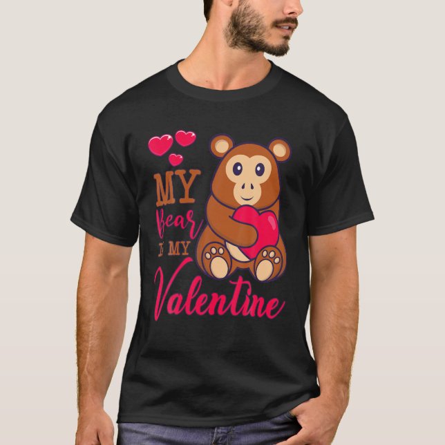 Camiseta My Bear Is My Valentine Bear Holding A Big Heart V (Anverso)