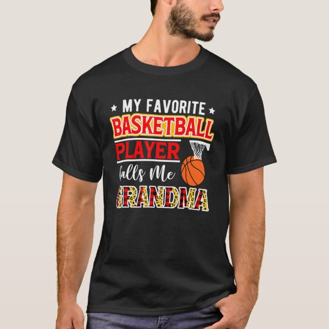 Camiseta My Favorite Basketball Player Calls Me Grandma Mot (Anverso)