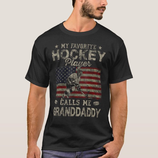 Camiseta My Favorite Hockey Player Calls Me Granddaddy Fath (Anverso)