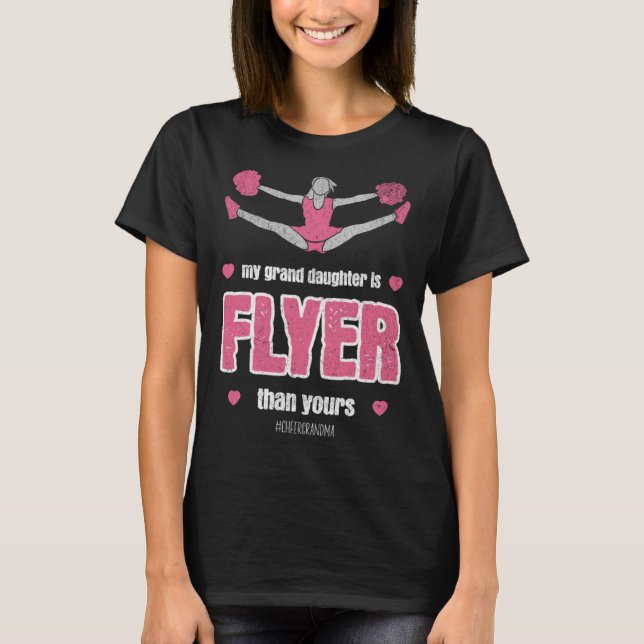 Camiseta My grand daughter Is Flyer Cheer Grandma Cheerlead (Anverso)