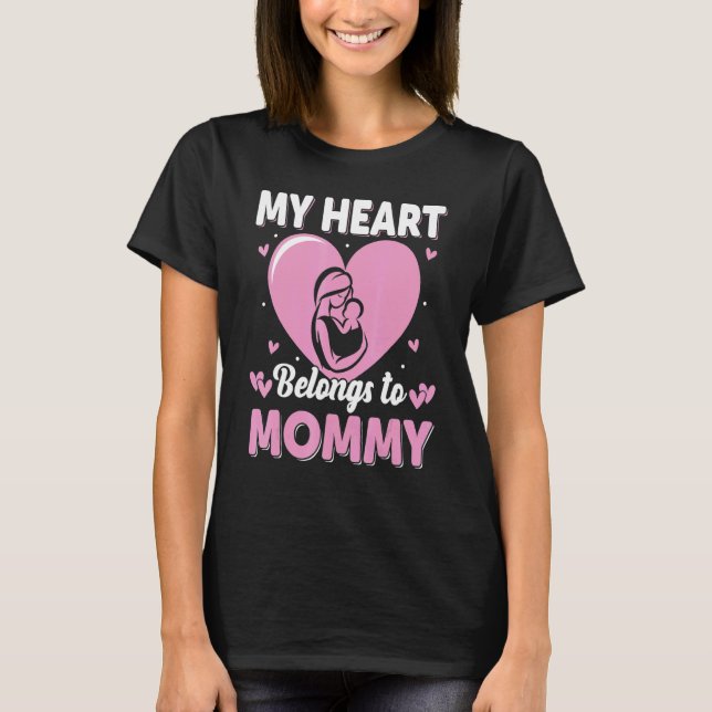 Camiseta My Heart Belongs to Mommy Womens (Anverso)