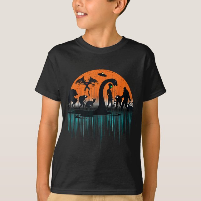 Camiseta Mythical Loch Ness Bigfoot Mothman Aliens Funny Cr (Anverso)