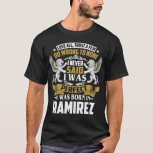 Camiseta Nací En Nombre De Familia De RAMIREZ