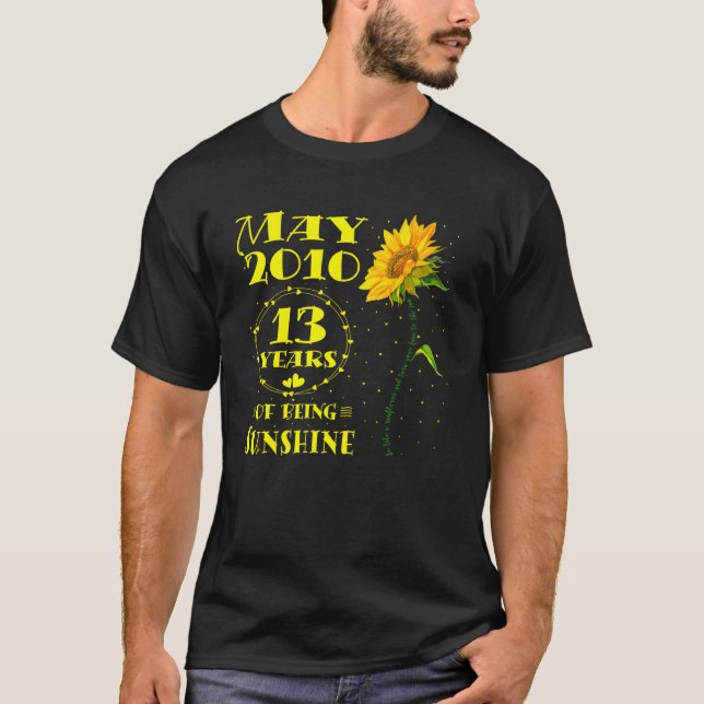 Camiseta Nacido 13 años Chica de girasol de 13 años (Anverso)