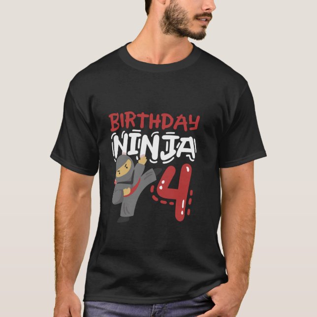 Camiseta Nacimiento Ninja 4 años Karate Niños 4 Nacimientos (Anverso)