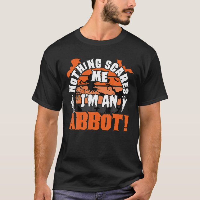 Camiseta Nada me asusta, soy un disfraz de Halloween Abbot  (Anverso)