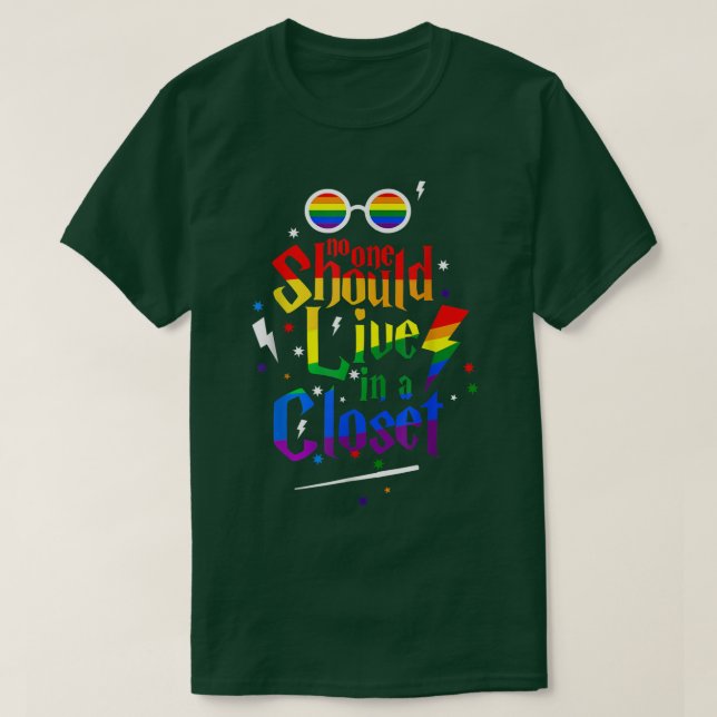 Camiseta Nadie Debería Vivir Con Un Orgullo Gay LGBT  (Diseño del anverso)