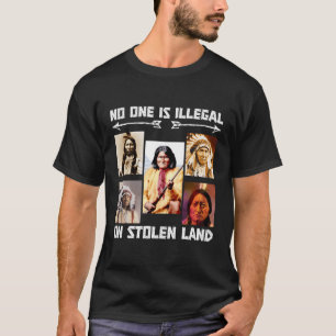 Camiseta Nadie Es Ilegal En Tierra Robada