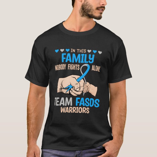 Camiseta Nadie lucha solo contra el equipo de la familia Fa (Anverso)