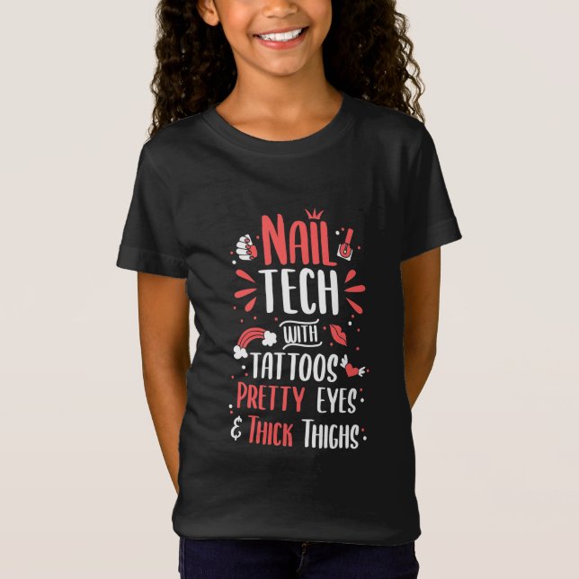 Camiseta Nail Tech Con Tatuajes (Anverso)