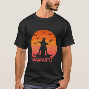 Camiseta Namaste Witts Halloween Yoga Witch