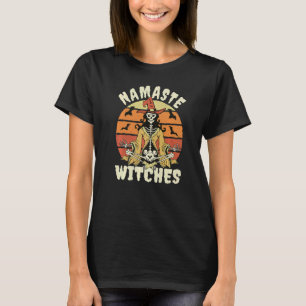 Camiseta Namaste Witts meditando en Skeleton Yoga Halloween
