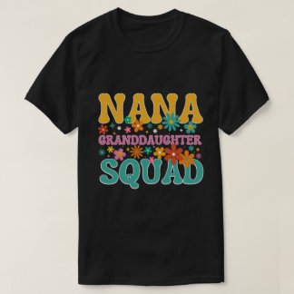 Camiseta Nana Grandgirl Squad groovy nana For Grandma