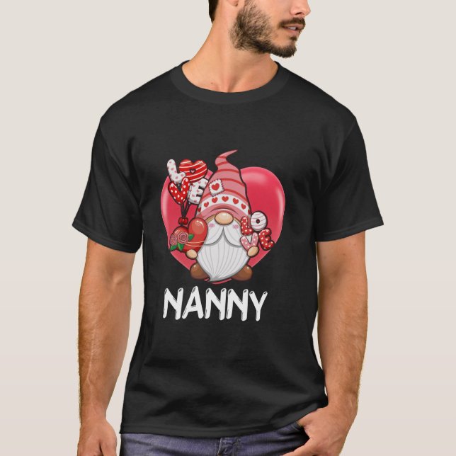 Camiseta Nanny Gnome Valentine Family coincidiendo con San  (Anverso)