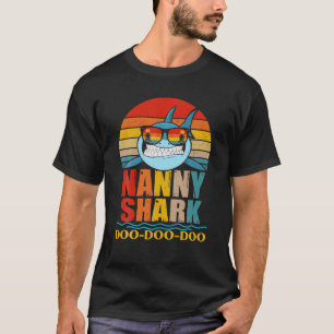 Camiseta Nanny Shark Doo Doo Doo Día de la Madre Vintage re