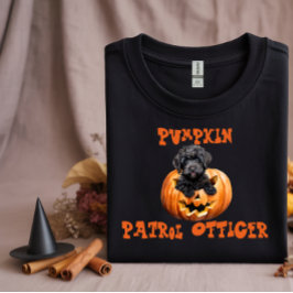Camiseta Naranja de halloween de labradoodle negro lindo ir