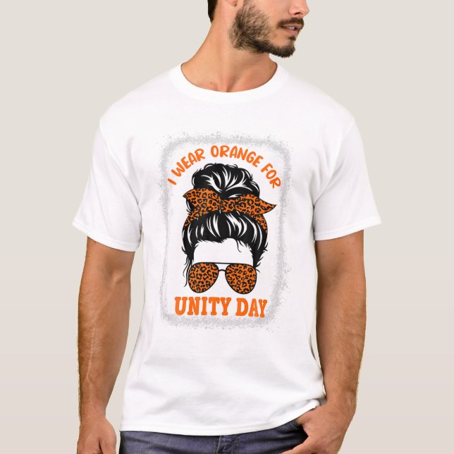 Camiseta Naranja Para El Día De La Unidad Messy Bun (Anverso)