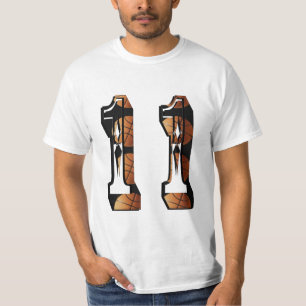 Camiseta Naranja Y Baloncesto Negro Número 11,