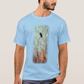 Camiseta Naturaleza de las aves negras del ala roja solitar
