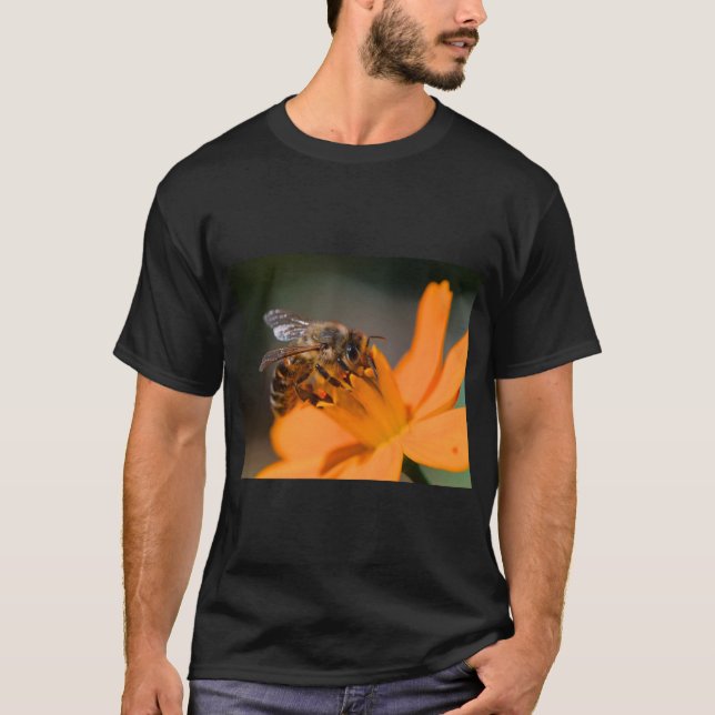Camiseta Naturaleza de las flores de abeja y cosmos (Anverso)