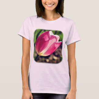 Camiseta Naturaleza floral de la luz solar de los tulipanes