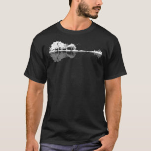 Camiseta Nature Guitar  Classic T-Shirt