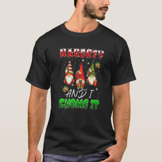 Camiseta Naughty y yo nos ganamos Navidades de la familia C