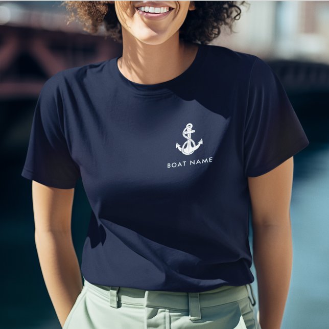 Camiseta Nautical Anchor Naval Azul Nombre de bote Cualquie (Nautical Navy Blue Anchor Boat Name Crew Custom Womens Navy Blue T-Shirt)