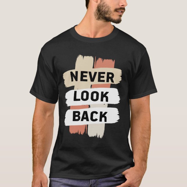 Camiseta naver mira hacia atrás. haz trabajo duro. (Anverso)