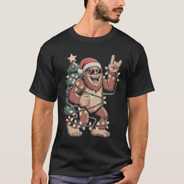 Camiseta Navidades Bigfoot Sasquatch Santa Hat Xmas Tree (Anverso)