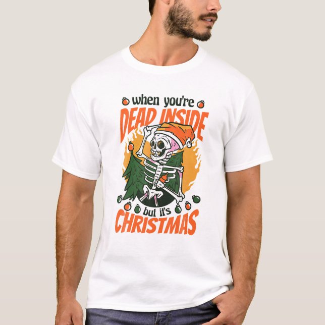 Camiseta Navidades cuando estás muerto dentro, pero es Navi (Anverso)