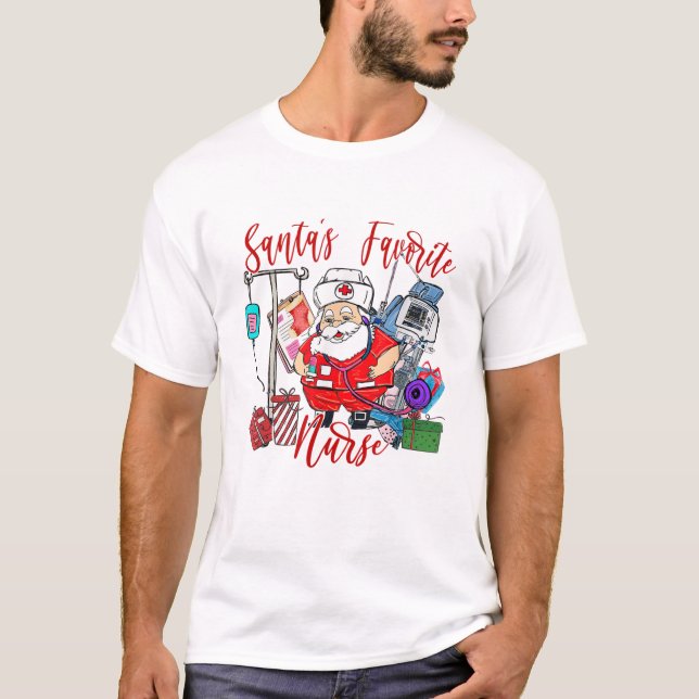 Camiseta Navidades de enfermería favoritos de Santa Cla (Anverso)