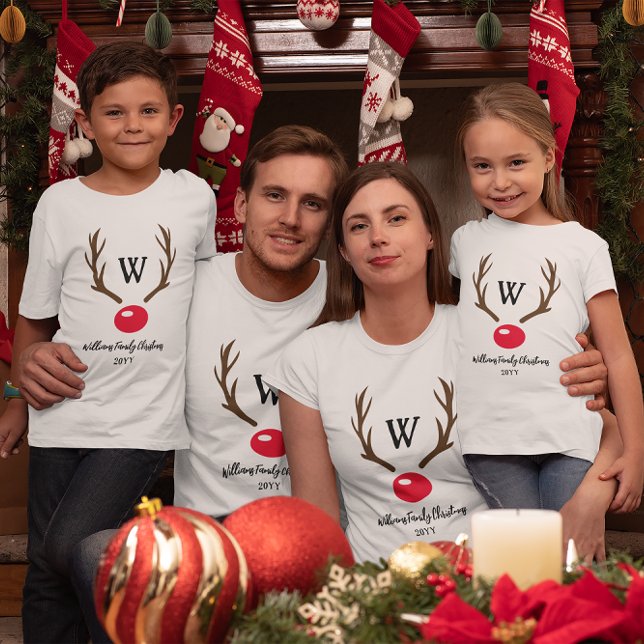 Camiseta Navidades de familia Monograma Antler Red Nose (Subido por el creador)
