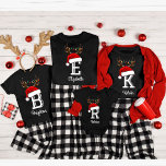 Camiseta Navidades de familia monogramados que coinciden co<br><div class="desc">Camisetas de Navidades de familia monogramados que coinciden con ropa</div>